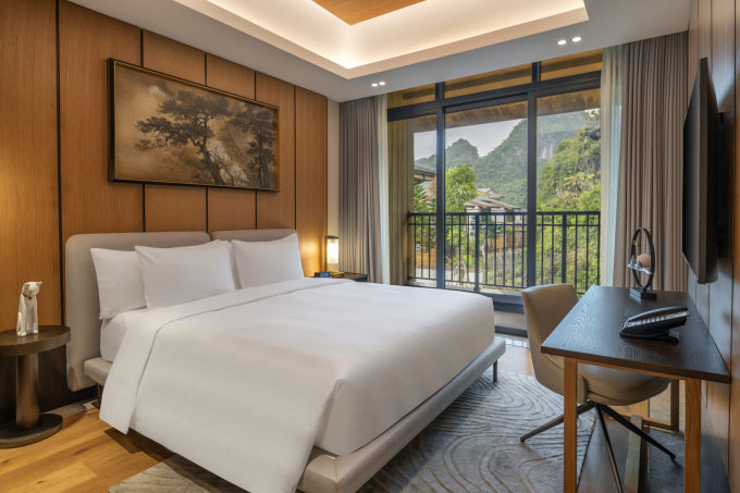 Kh&ocirc;ng gian nghỉ dưỡng tại dự &aacute;n Hilton Quang Hanh Onsen Resort. Ảnh: Sun Group