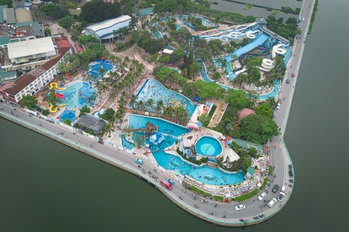 C&ocirc;ng vi&ecirc;n nước H&agrave; Nội sau cải tạo nh&igrave;n từ tr&ecirc;n cao. Ảnh: Ho&agrave;ng Giang