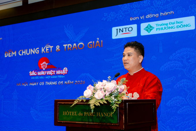 &Ocirc;ng Nguyễn Thế Minh, Tổng gi&aacute;m đốc Saigontimes Travel ph&aacute;t biểu tại lễ trao giải. Ảnh: BTC