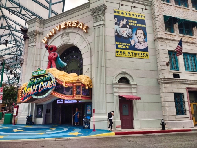 Universal Studios Singapore l&agrave; một trong năm c&ocirc;ng vi&ecirc;n giải tr&iacute; Universal Studios tr&ecirc;n to&agrave;n thế giới. Ảnh: Uasatish